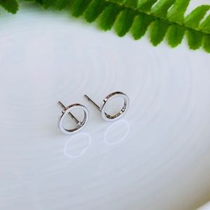 Minimalistic circle studs